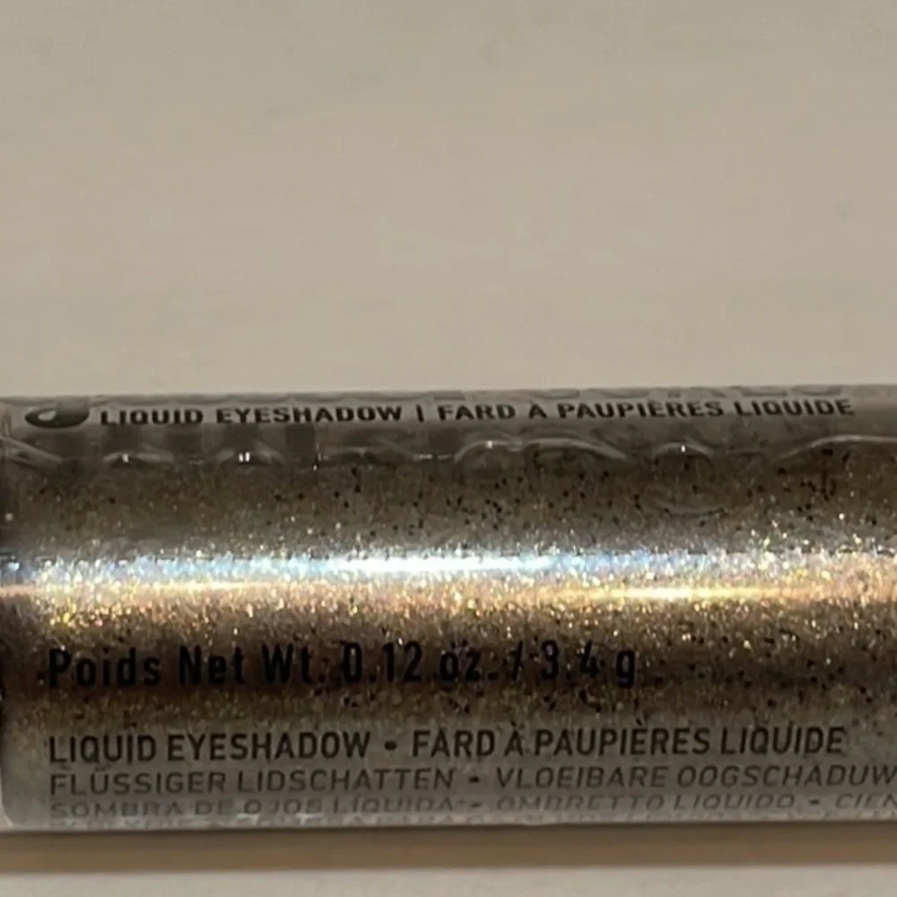 NEW NYX Professional Makeup Glitter Goals Liquid Eyeshadow OUI OUT .12oz./3.4g